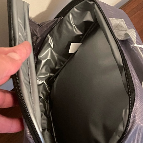 St. Louis Cardinals MLB Baseball Coleman Messenger 12 Can Cooler Bag - Picture 5 of 5